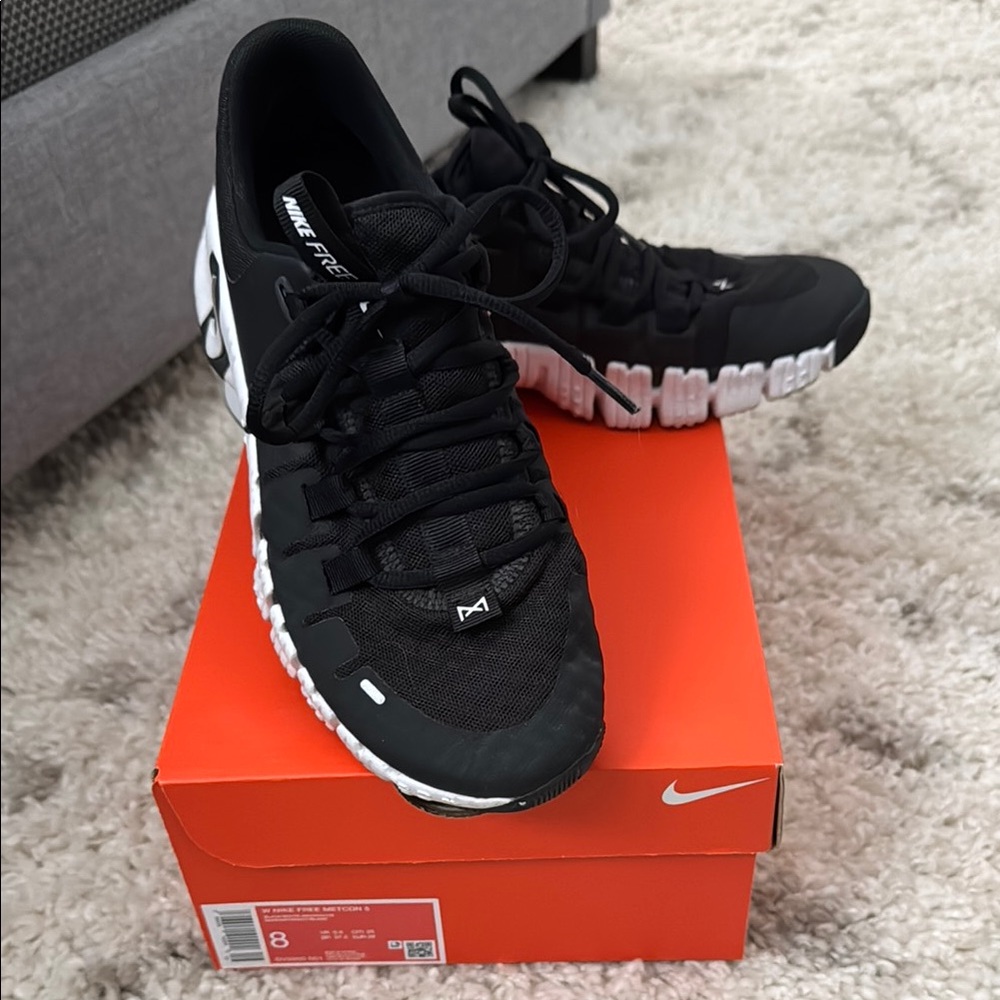 Nike Free Sneakers